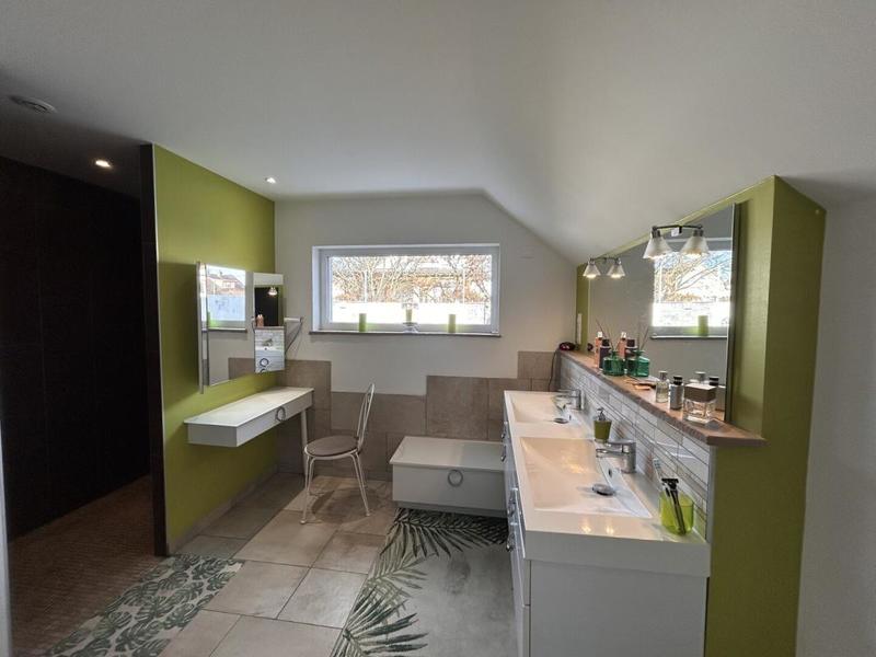 Maison - 191 m² - 5 pièces