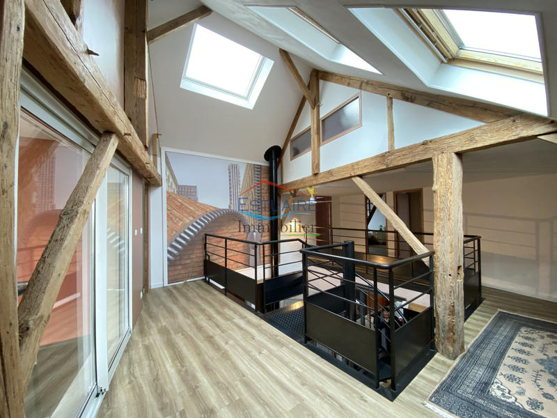 Maison ancienne - 274 m² - 8 pièces