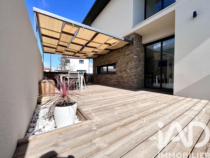 Maison - 138 m² - 4 pièces