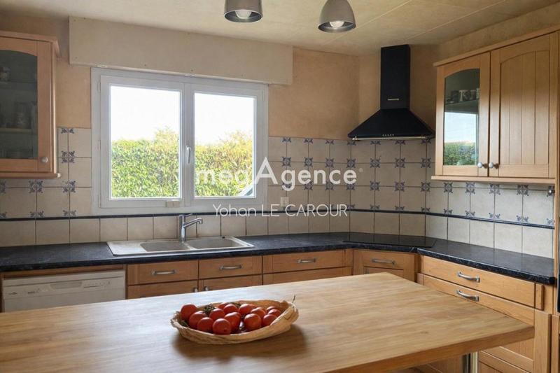 Maison - 181 m² - 7 pièces