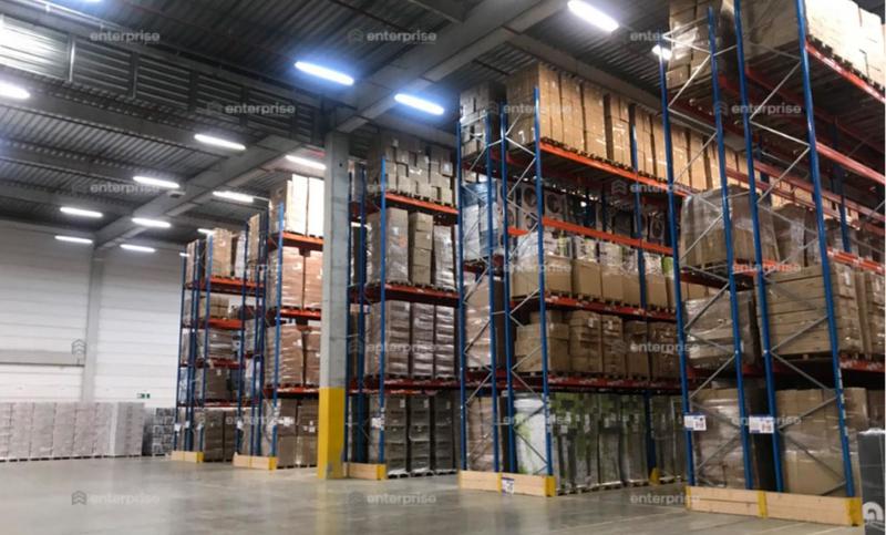 Entrepôt - 17 507 m²