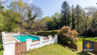 Maison - 170 m² - 7 pièces