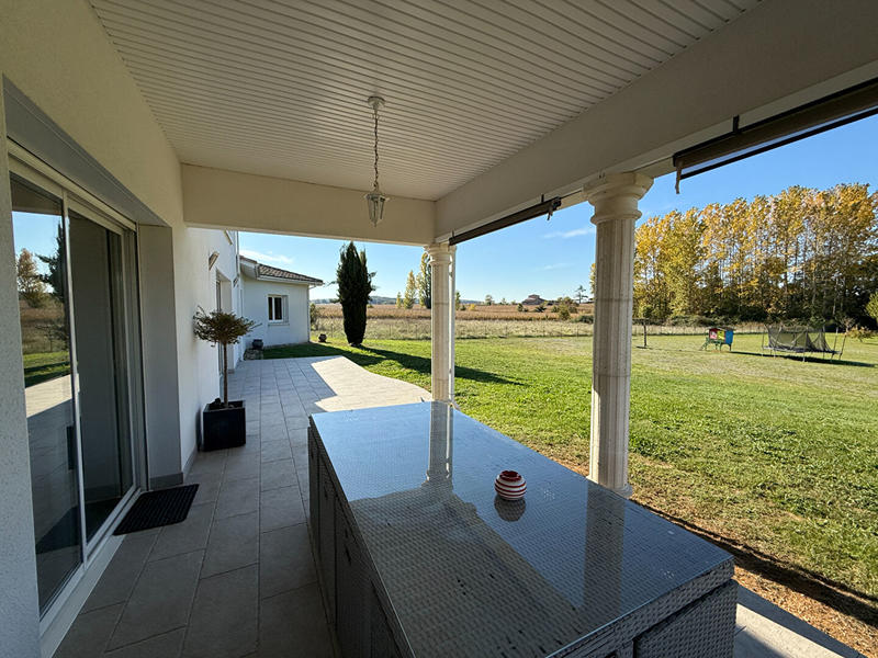 Maison - 182 m² - 6 pièces