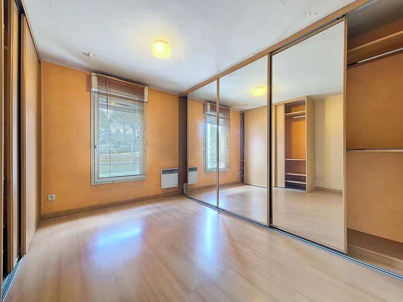 Appartement - 95 m² - 4 pièces