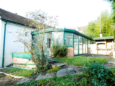 Maison - 90 m² - 3 pièces