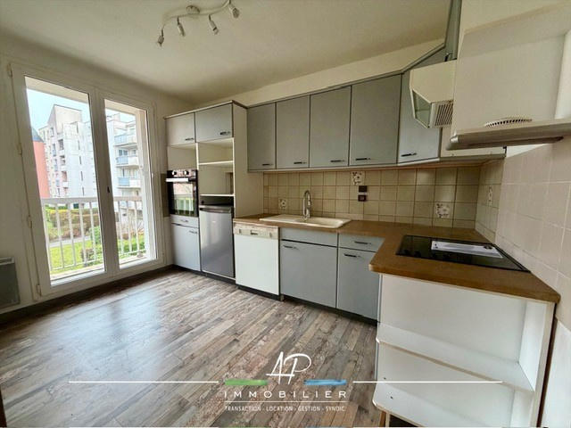 Appartement - 76 m² - 3 pièces