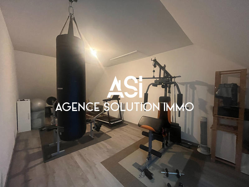 Maison - 193 m² - 8 pièces