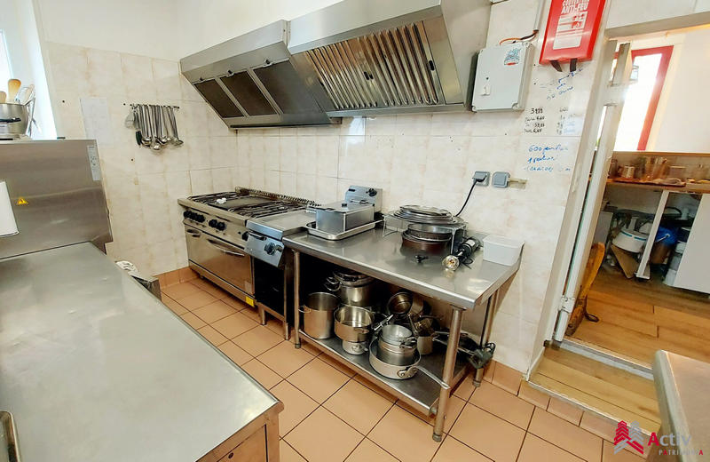 Fonds de commerce - Hôtellerie / Restauration - 280 m²