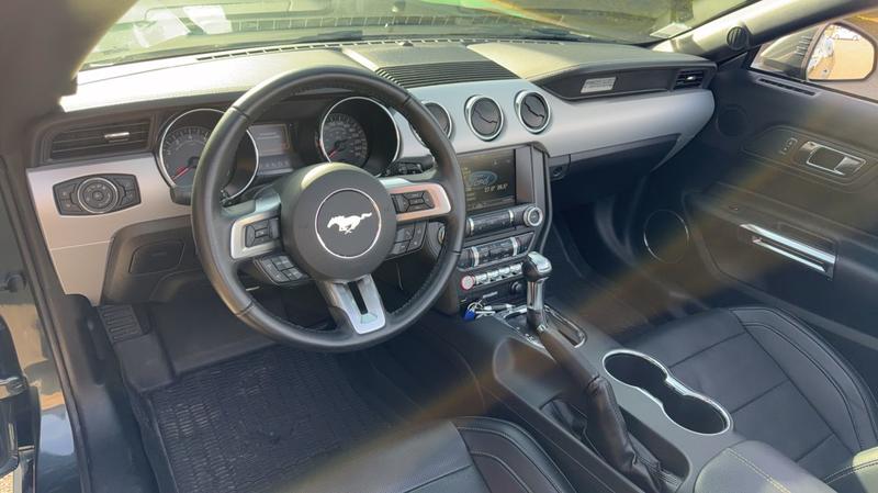 Ford Mustang Cabriolet 5.0 V8 440.0 Bva 6 Gt - Automatique Entretien constructeur