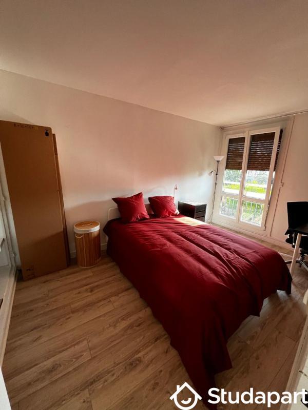 Chambre - 11 m² - 1 pièce