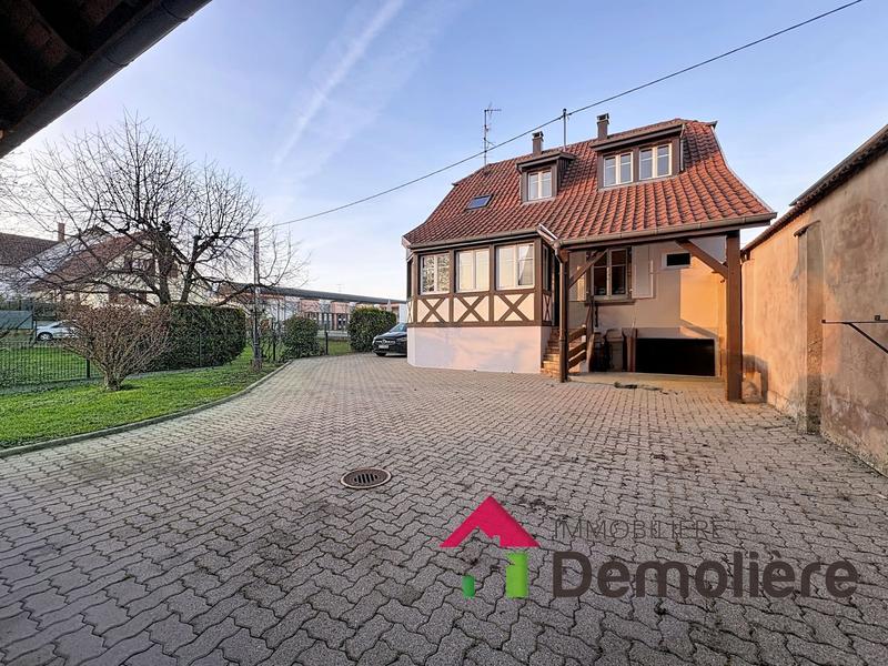 Maison - 104 m² - 4 pièces