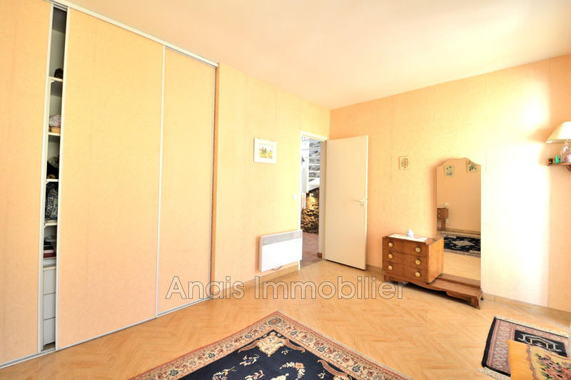 Maison de village - 210 m² - 7 pièces