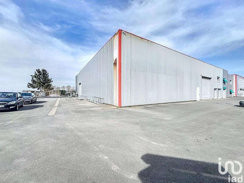 Local commercial - 1 345 m²