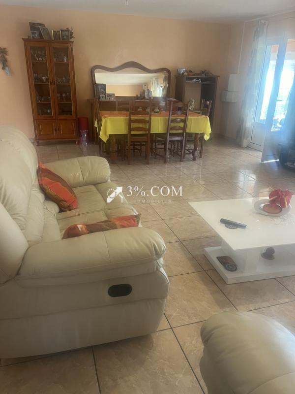 Villa - 159 m² - 8 pièces