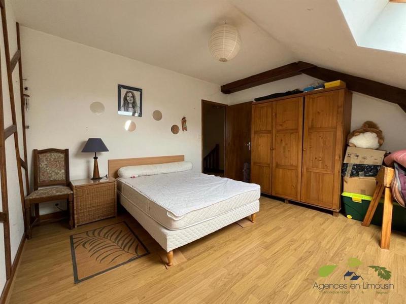 Propriété - 162 m² - 8 pièces