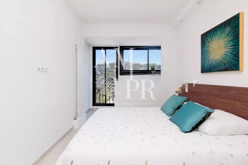 Appartement - 88 m² - 4 pièces