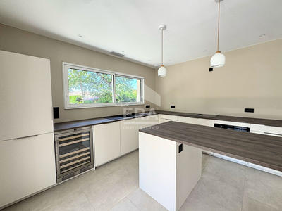 Maison - 131 m² - 5 pièces