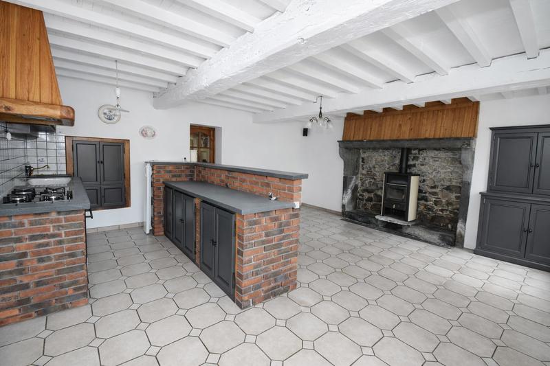 Maison - 195 m² - 6 pièces
