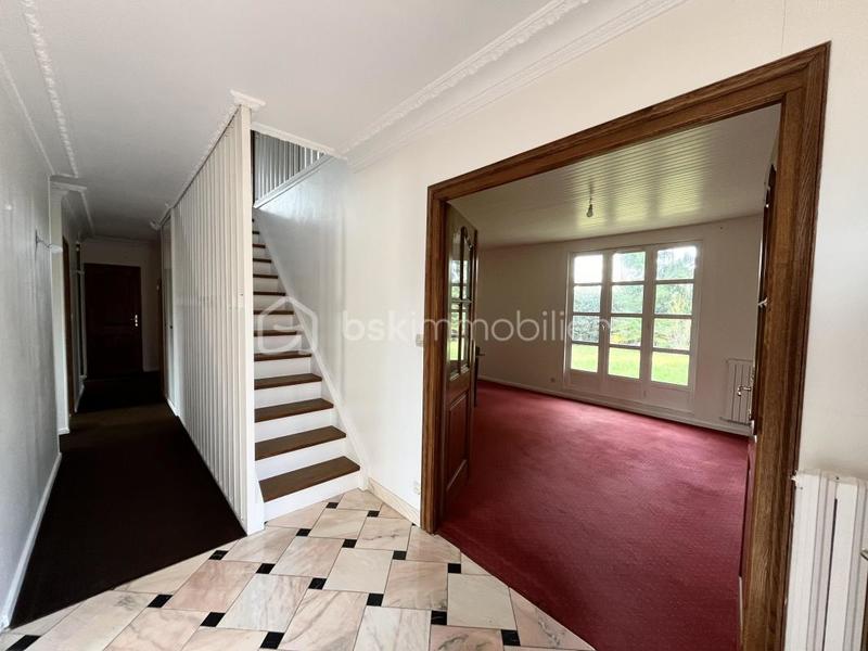 Maison - 175 m² - 6 pièces