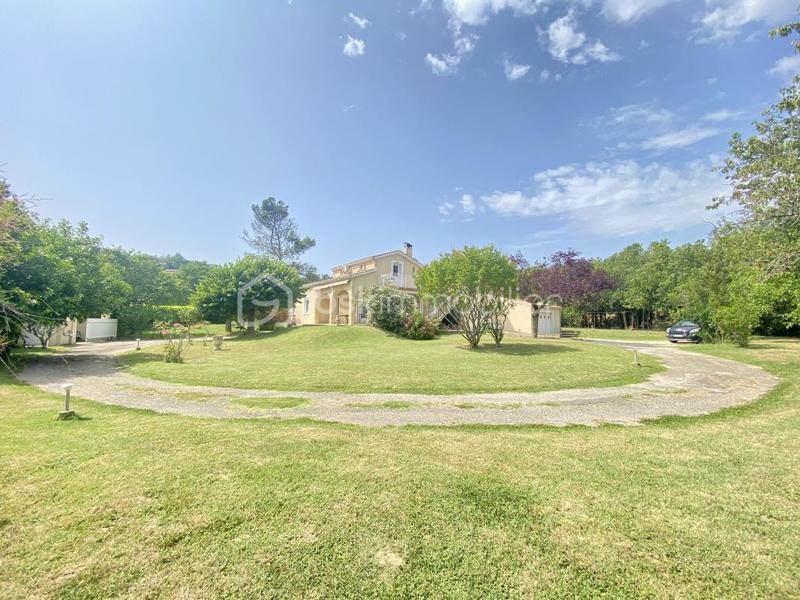 Maison - 135 m² - 6 pièces