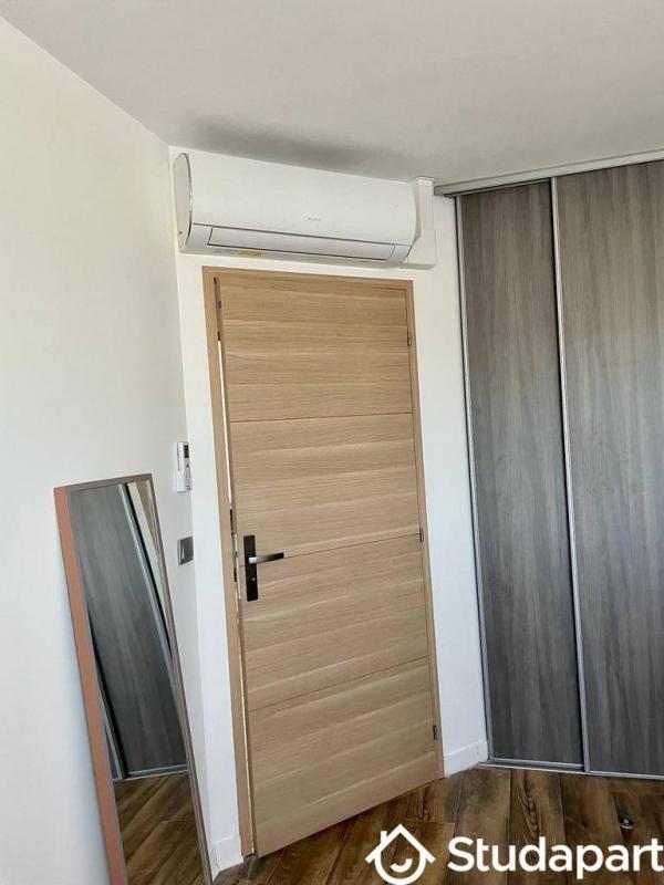 Chambre - 15 m² - 1 pièce