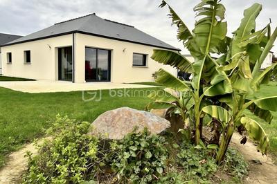 Maison traditionnelle - 94 m² - 5 pièces