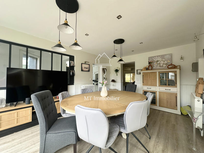 Maison - 205 m² - 4 pièces