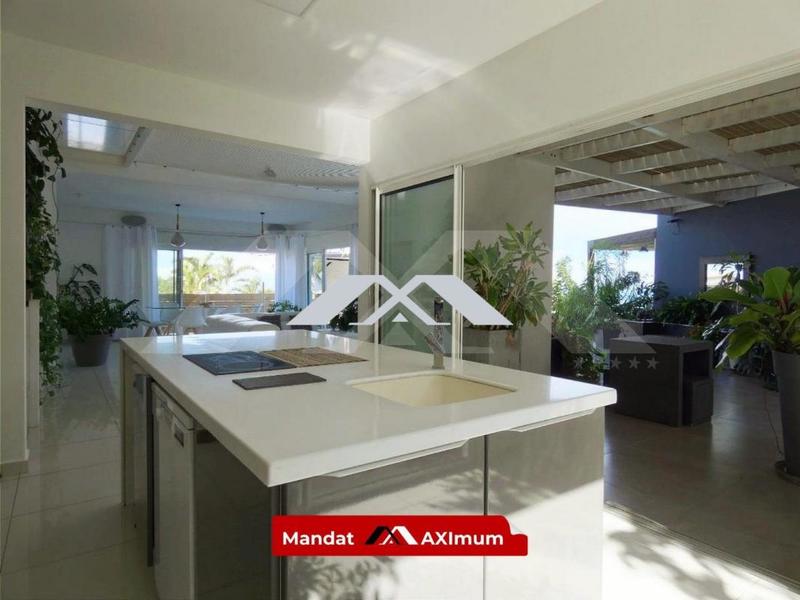 Maison - 160 m² - 5 pièces