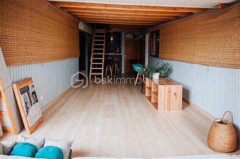 Maison - 90 m² - 2 pièces