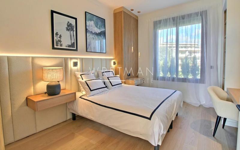 Appartement - 99 m² - 4 pièces