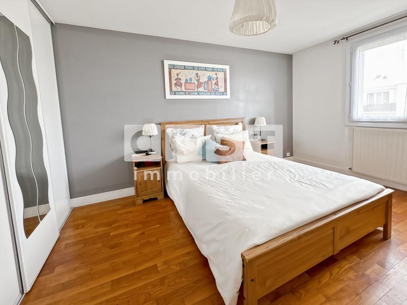 Appartement - 77 m² - 4 pièces