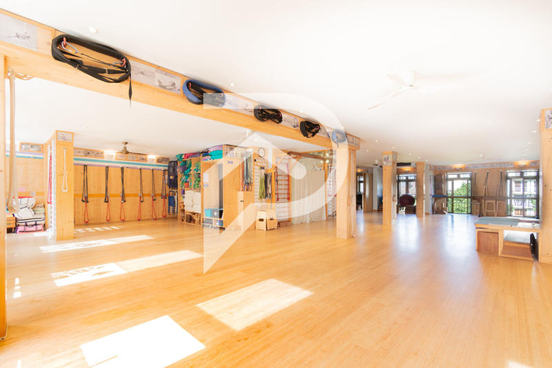 Appartement - 300 m² - 5 pièces