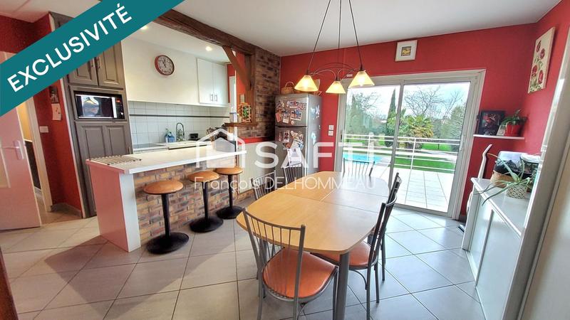 Maison - 207 m² - 9 pièces