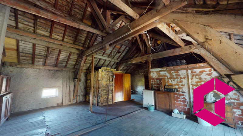 Maison - 131 m² - 8 pièces