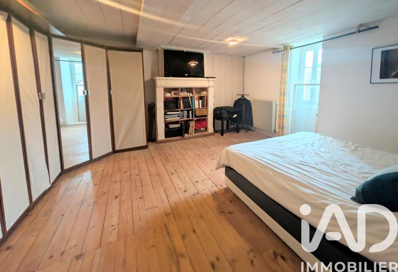 Maison de village - 220 m² - 5 pièces