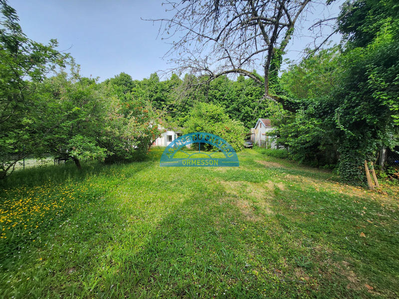 Maison - 658 m² - 3 pièces