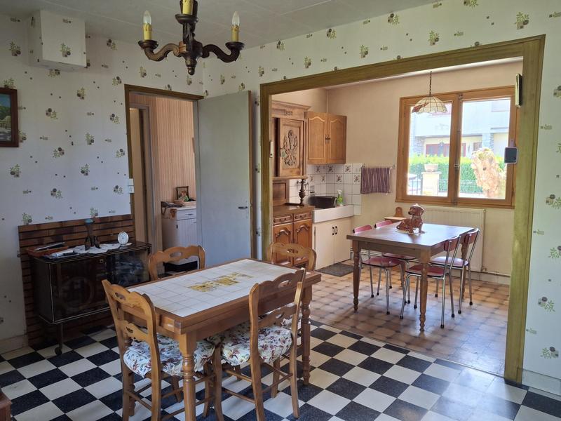 Maison traditionnelle - 74 m² - 4 pièces