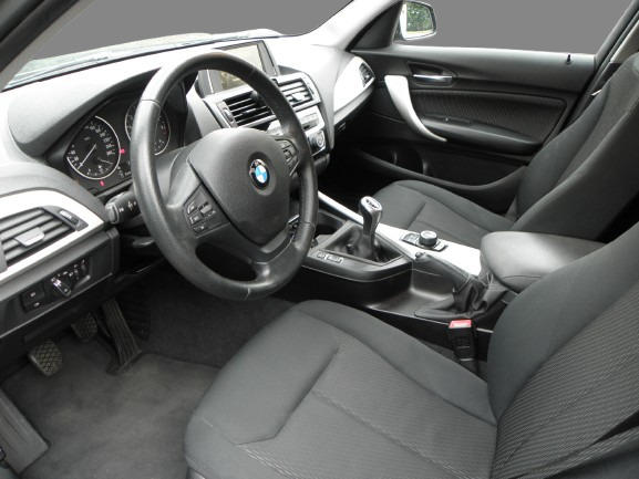 Bmw Série 1 118i 136 Ch Lounge 5 Portes