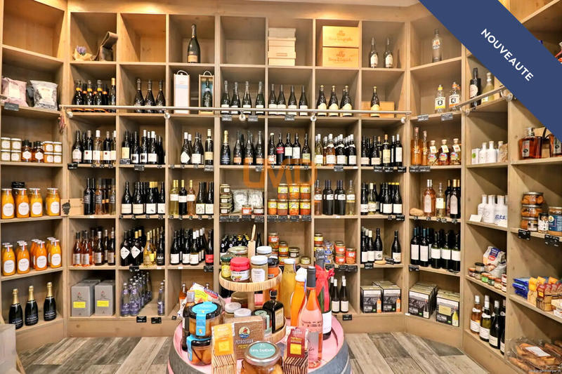 Local commercial - 80 m² - 4 pièces