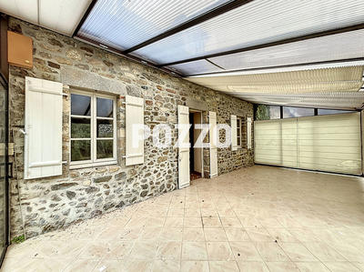 Maison - 176 m² - 9 pièces