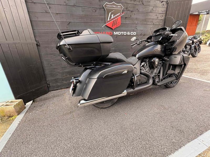 Indian Pursuit Dark Horse