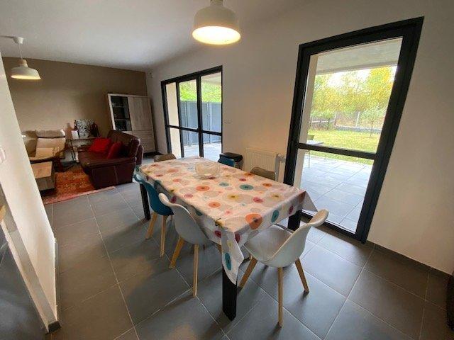 Appartement - 87 m² - 5 pièces