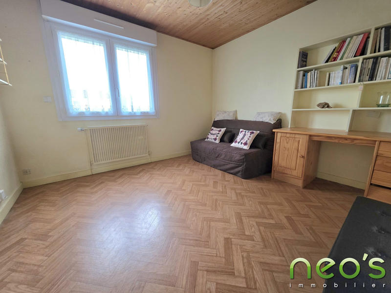 Maison traditionnelle - 104 m² - 5 pièces