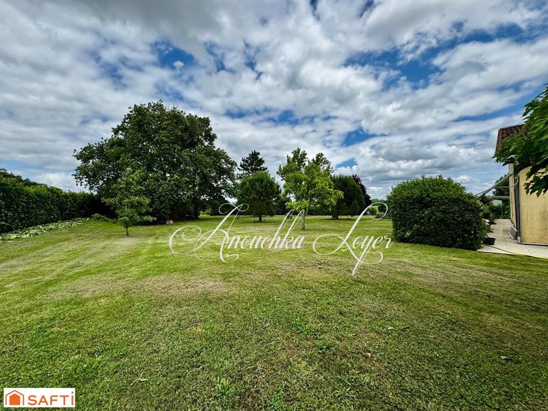 Maison - 292 m² - 9 pièces