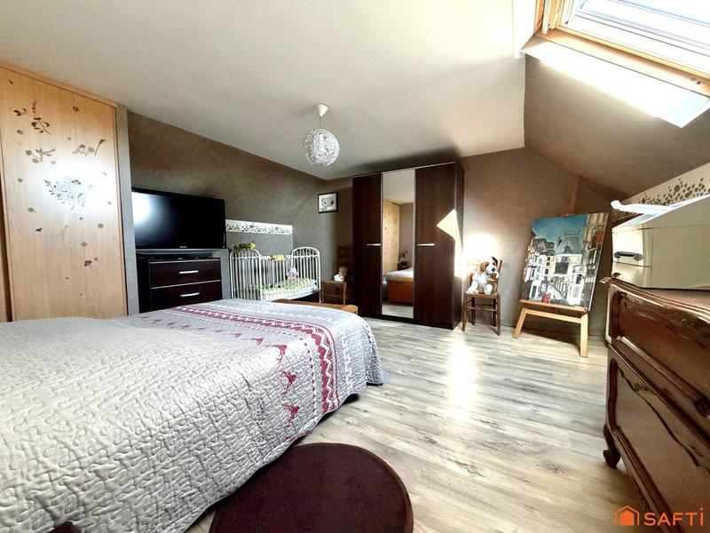 Maison - 105 m² - 5 pièces