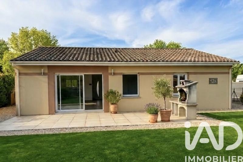 Maison - 94 m² - 5 pièces