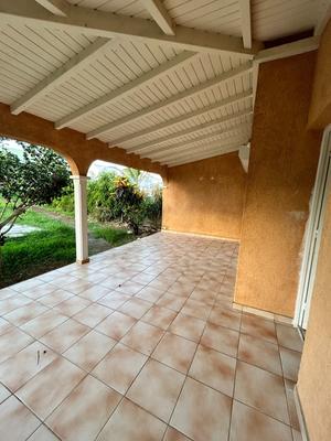 Maison - 104 m² - 6 pièces