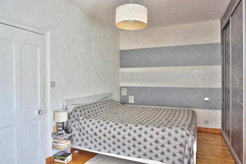 Maison - 177 m² - 8 pièces