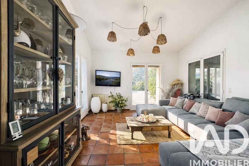 Maison - 124 m² - 5 pièces