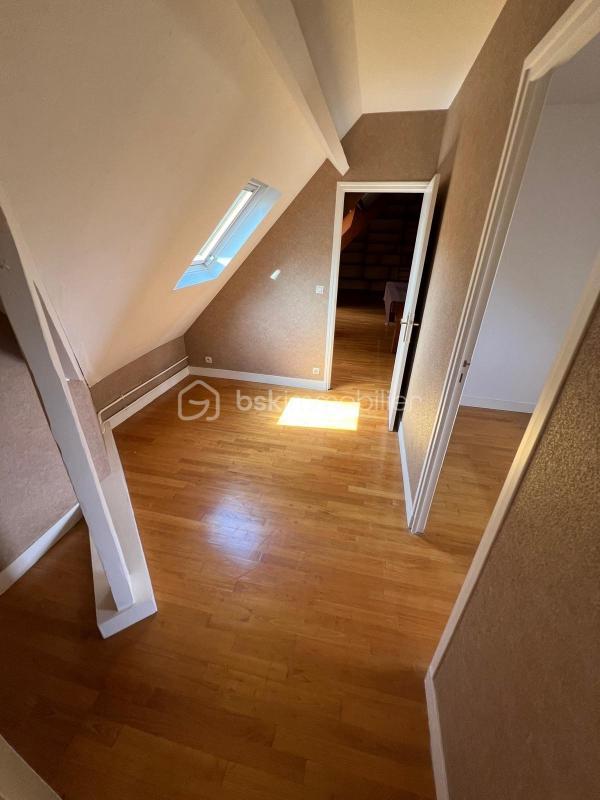 Propriété - 300 m² - 10 pièces